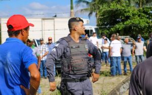 Secretaria de Segurança inicia reintegração de posse em terra ocupada pelo MST Políticos ligados à direita, federações e o Ministério Público Federal se manifestaram sobre o caso. O governo federal lançou um projeto para evitar esses atos