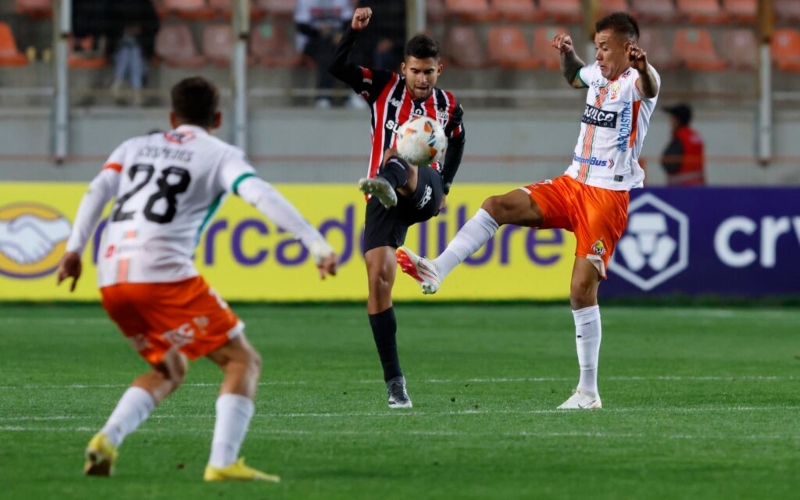 São Paulo exibe confiança, vira sobre o Cobresal e avança às oitavas da Libertadores - Foto: Reprodução São Paulo - Rubens Chiri/Saopaulofc