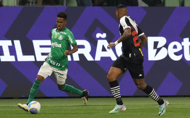 Estêvão brilha, Palmeiras derrota o Vasco pelo Brasileirão e dá sinais de melhora técnica - Foto: Foto: Cesar Greco/Palmeiras