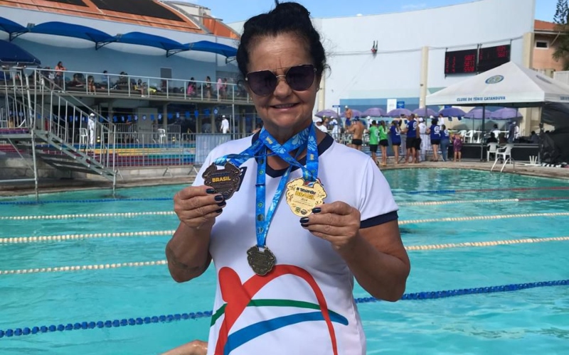 Adailza Bissa conquista ouro e bronze no 2º Troféu Brasil Master de Natação - Foto: Reprodução