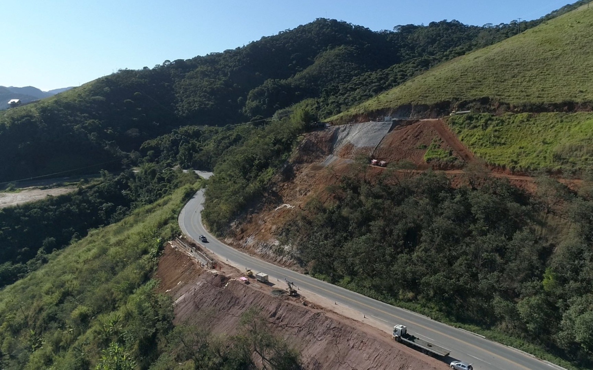 Vice-presidente e engenheiros teriam desviado R$ 615,5 mil dos cofres públicos na prestação de serviços contratados pelo Dnit