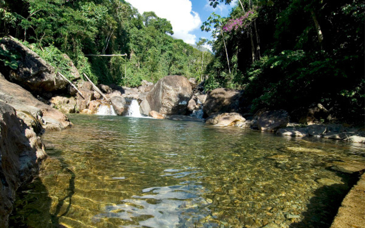 Poços de Iúna: formações rochosas criam visuais paradisíacos no Caparaó