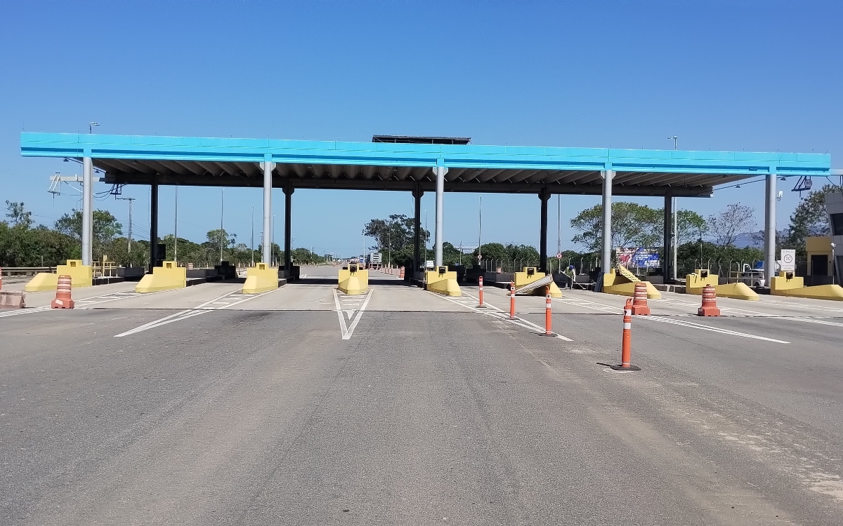 Pedágio eletrônico em rodovia capixaba reforça o alerta da ANTT para atenção dos motoristas diante de fraudes digitais no sistema Free Flow