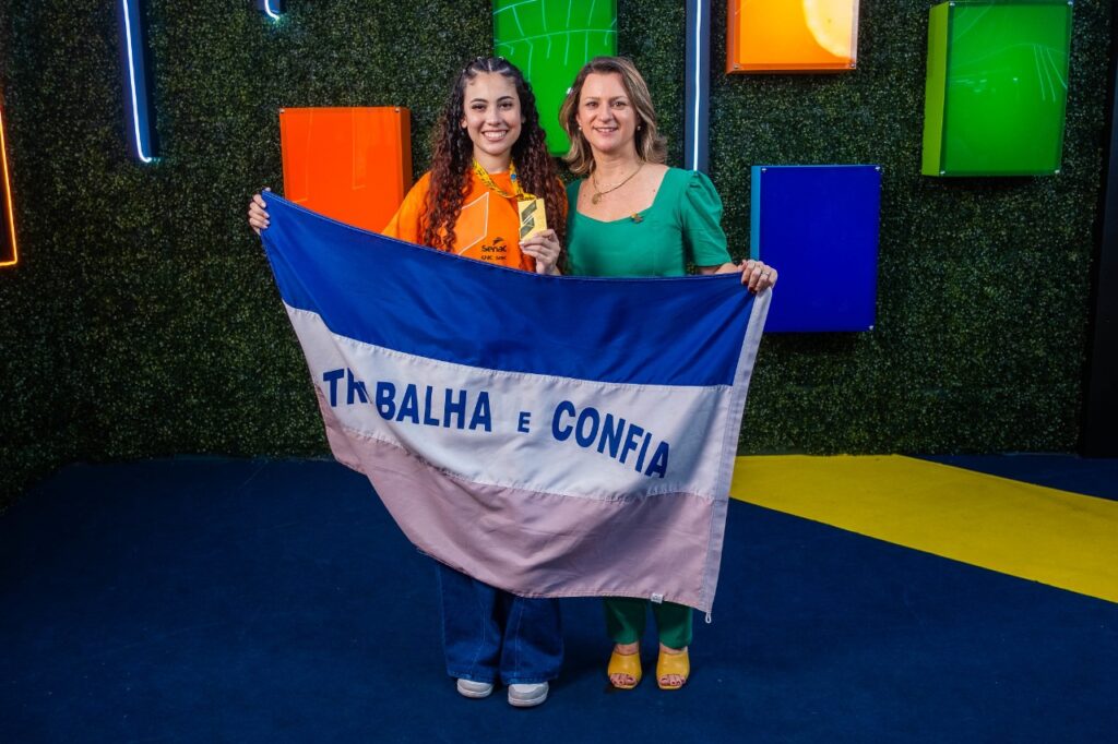 Capixaba representa o Espírito Santo em competição na França