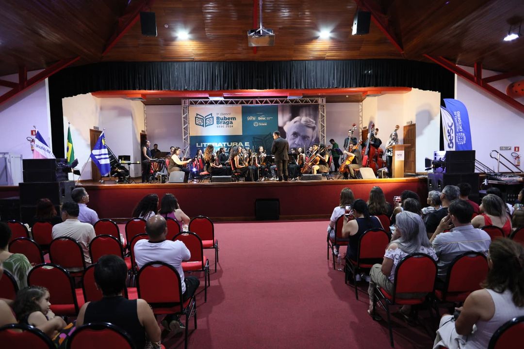 Abertura da 9ª Bienal Rubem Braga, realizada no Sesc de Cachoeiro. Foto: Instagram/@sescgloria