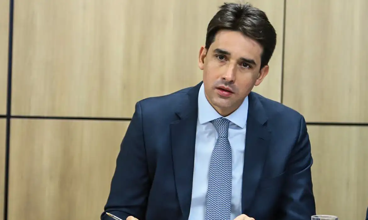 Ministro Silvo Costa Filho vai se encontrar com presidentes de Gol e Azul. Foto: X