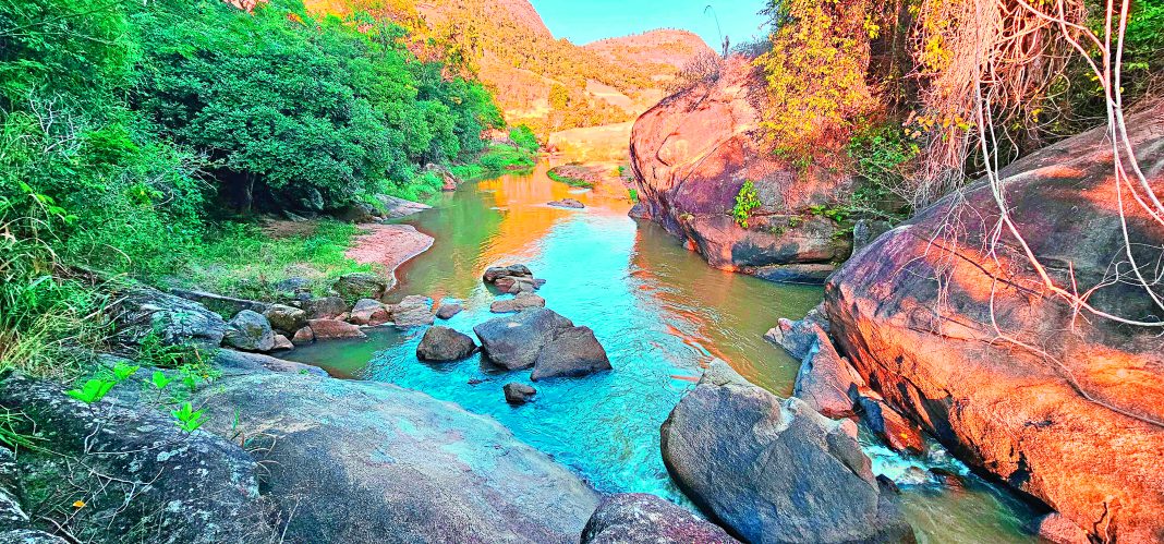 Cachoeira do Pantaleão cachoeira também reserva piscinas naturais de águas cristalinas. Foto: Fabrício Lima
