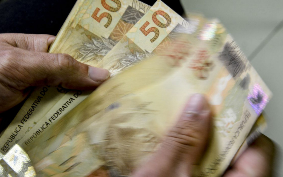Relatório Icomex da FGV aponta que o impacto do tarifaço de Trump em agosto de 2025 foi mitigado. Brasil diversifica mercados, mantém superávit. Foto por: Marcello Casal Jr. - Agência Brasil