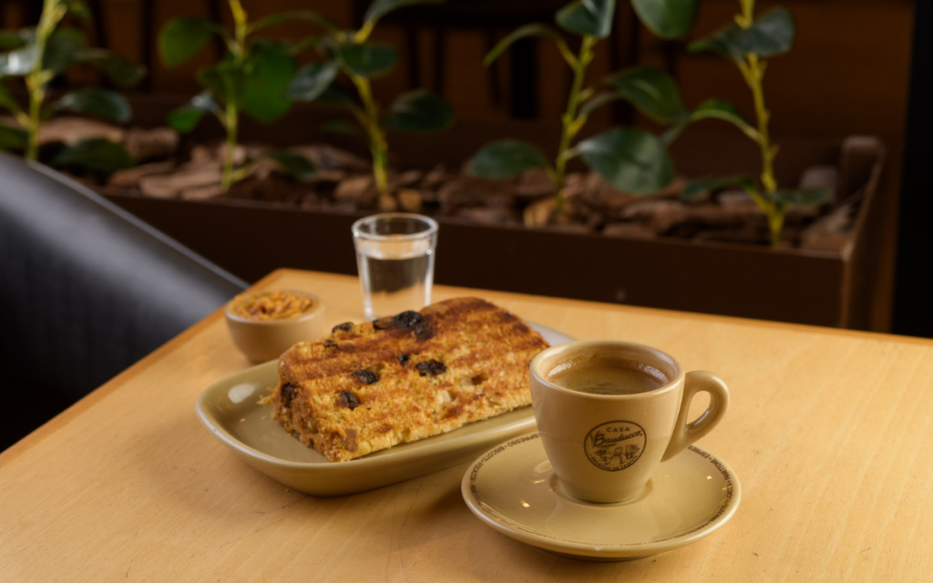 Eventos celebram o café com combos especiais e experiência musical em Vitória