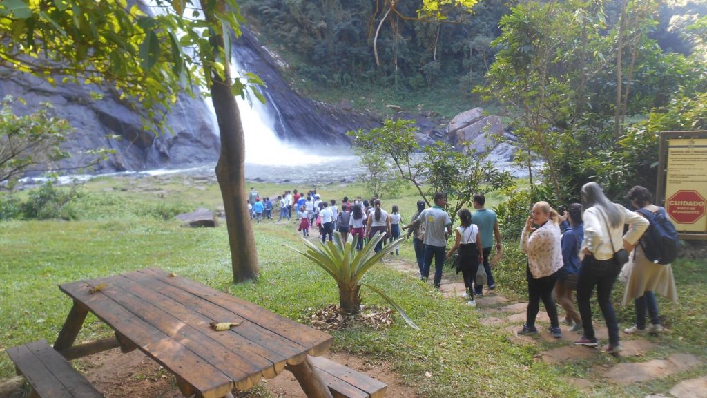 Parque Estadual Cachoeira da Fumaça é paraíso natural em Alegre