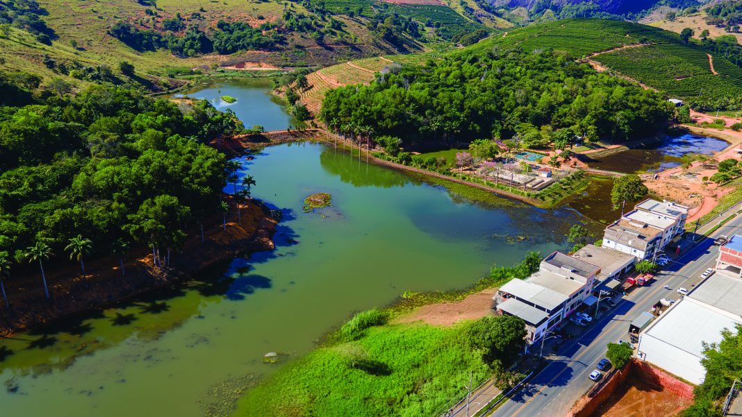 Um dos destaques do Parque Municipal Recanto do Jacaré é a bela paisagem do lago, que rende fotos incríveis. Foto: Fabricio Lima/Next Editorial