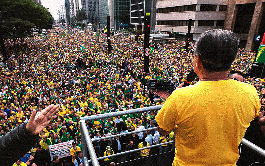Silas Malafaia,Jair Bolsonaro e governadores durante manifestação pela Anistia na Avenida Paulista. Foto: RS/via Fotos Publicas