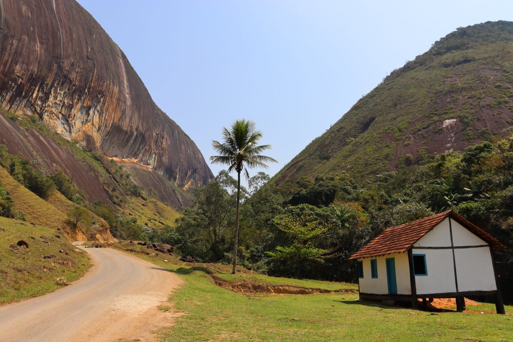 A Casinha do Emboque foi restaurada recentemente e é um verdadeiro cartão-postal do Vale. Foto: Prefeitura Municipal de Conceição do Castelo