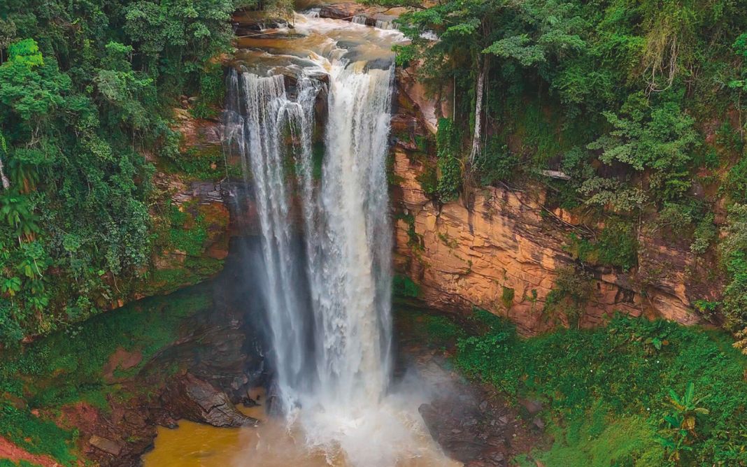 Cachoeira de Matilde é uma das mais imponentes e belas do ES, com seus 60 metros de queda d'água. Foto: Fabrício Lima/Next Editorial