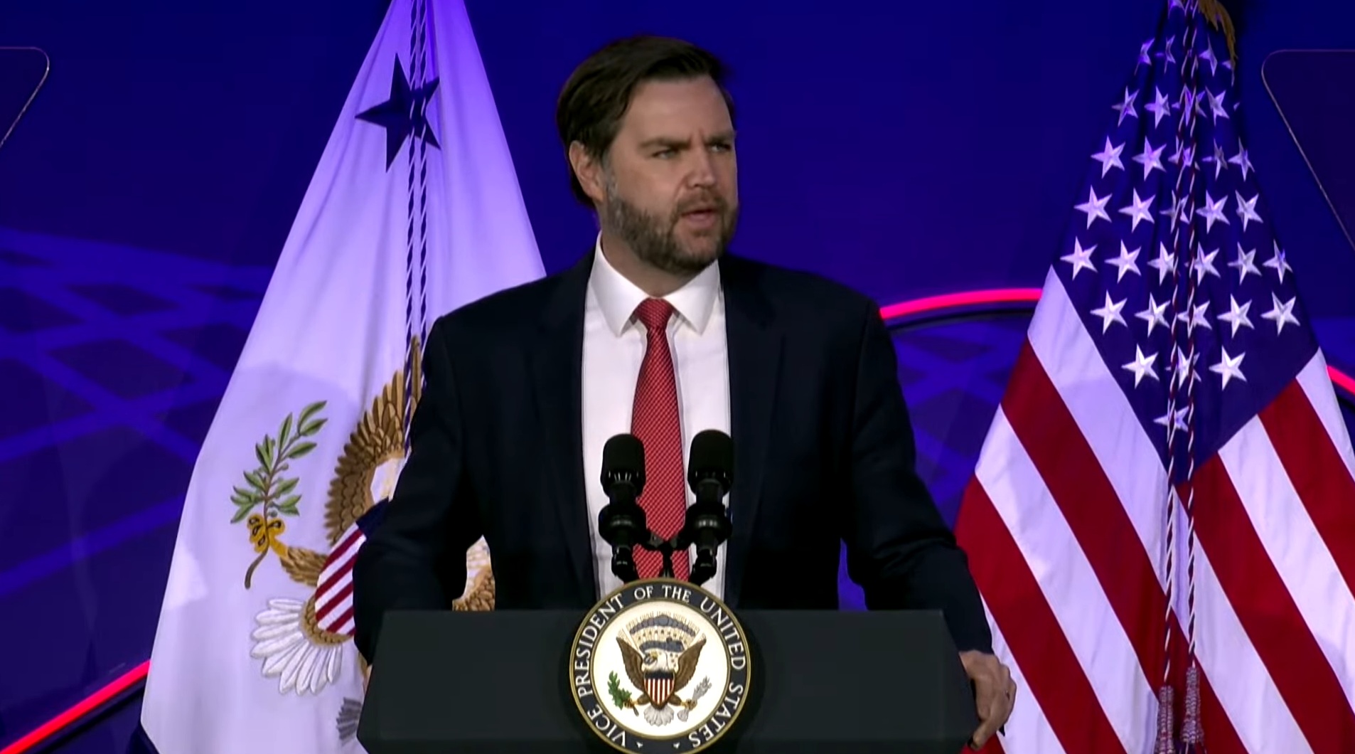 JD Vance, dos EUA, afirma que o país não reconhecerá um Estado palestino. Ele explica as razões e as metas de Washington para erradicar o Hamas e ajudar Gaza. Foto: Reprodução via X/ @JDVance