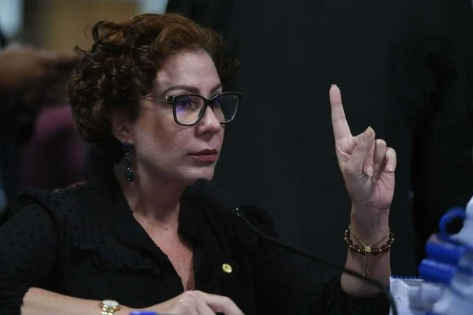 Carla Zambelli deixou o país nesta semana Foto: Edilson Rodrigues/Agencia Senado