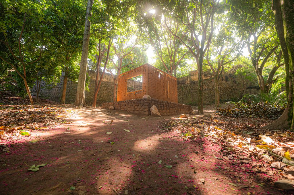 As obras de arte estão distribuídas tanto nas galerias como em toda extensão do Parque Cultural Casa do Governador. Foto: Divulgação/IAC