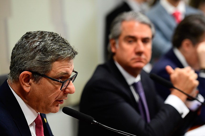 o relatório é do senador Rogério Carvalho (PT-SE) Fonte: Agência Senado