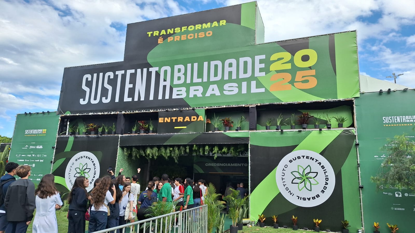 Lavoura de café pode capturar até 8 toneladas de carbono por hectare de plantio