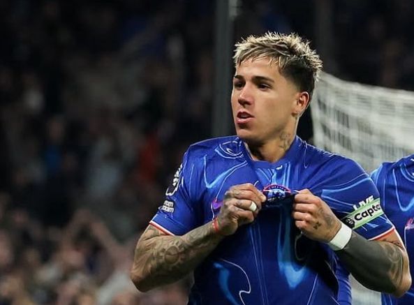 Fernández critica escolha dos horários e afirma que Chelsea tem condições de surpreender e levar o título da Copa.Foto: Instagram- @enzojfernandez