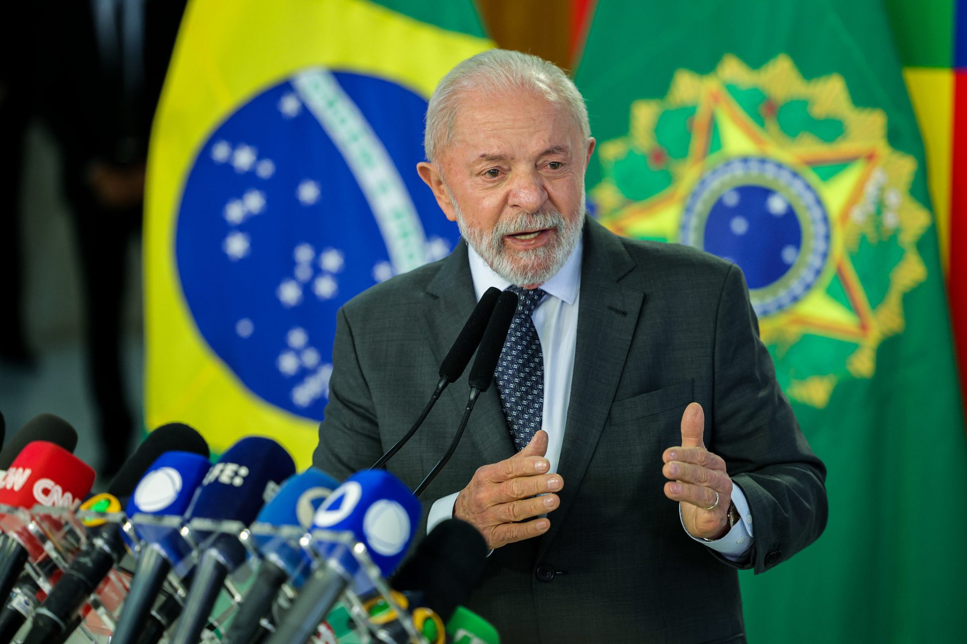 O presidente Lula diz que vai reclamar à OMC e usar a Lei da Reciprocidade se não houver acordo com os EUA. Foto: Fabio Rodrigues-Pozzebom/ Agência Brasil