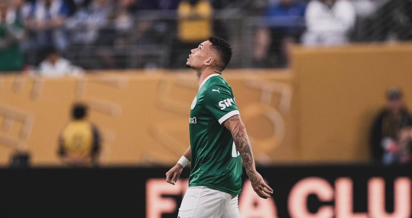 O atacante de 24 anos gerou retorno financeiro e ajudou muito durante o tempo em campo. Foto: Instagram - @paulinho10