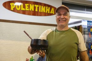 Enock Aguiar é dono do Restaure Polentinha. Foto: Prefeitura de Cariacica
