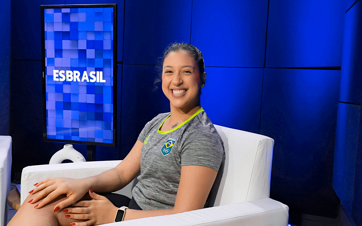 Deborah Medrado participou da seleção feminina de ginástica rítmica. Foto: Jerry Apolinário/ES Brasil