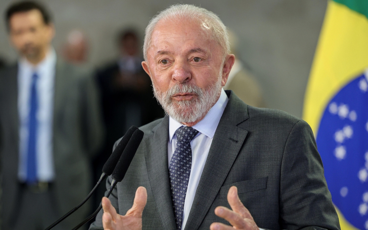 Presidente Lula assina Medida Provisória Brasil Soberano para enfrentar sobretaxa dos EUA. Governo busca proteger empresas e trabalhadores. Foto: Fabio Rodrigues-Pozzebom/Agência Brasil