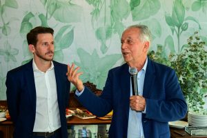 Marcos Milaneze, diretor da Mec Show, e Durval Vieira de Freitas, coordenador técnico da feira, durante a coletiva de imprensa. Foto: Divulgação/Mec Show