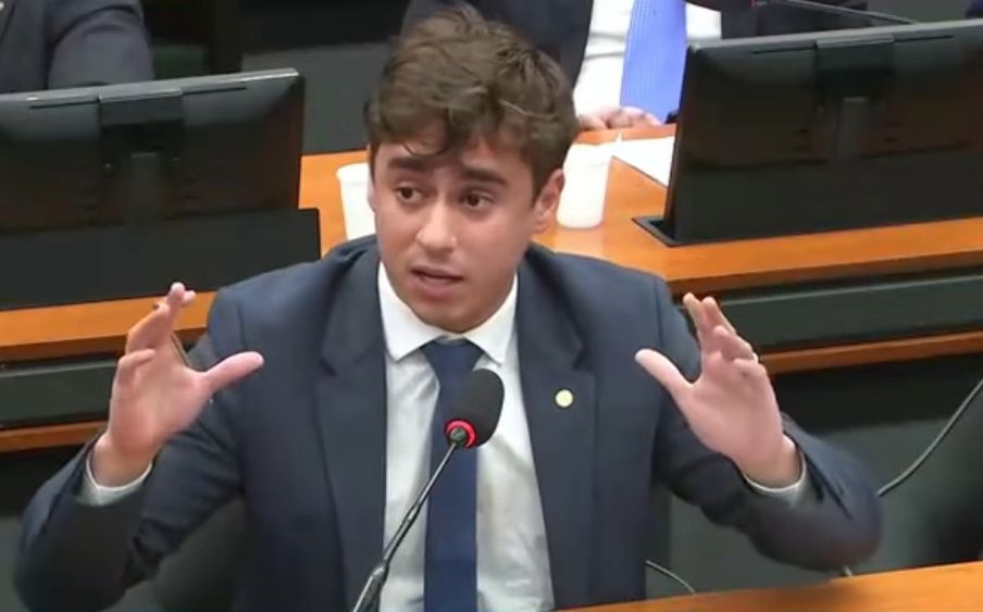 O deputado Nikolas Ferreira protocola novo pedido de impeachment contra o ministro Alexandre de Moraes, após sanções dos EUA. Foto: reprodução - TV Câmera dos Deputados