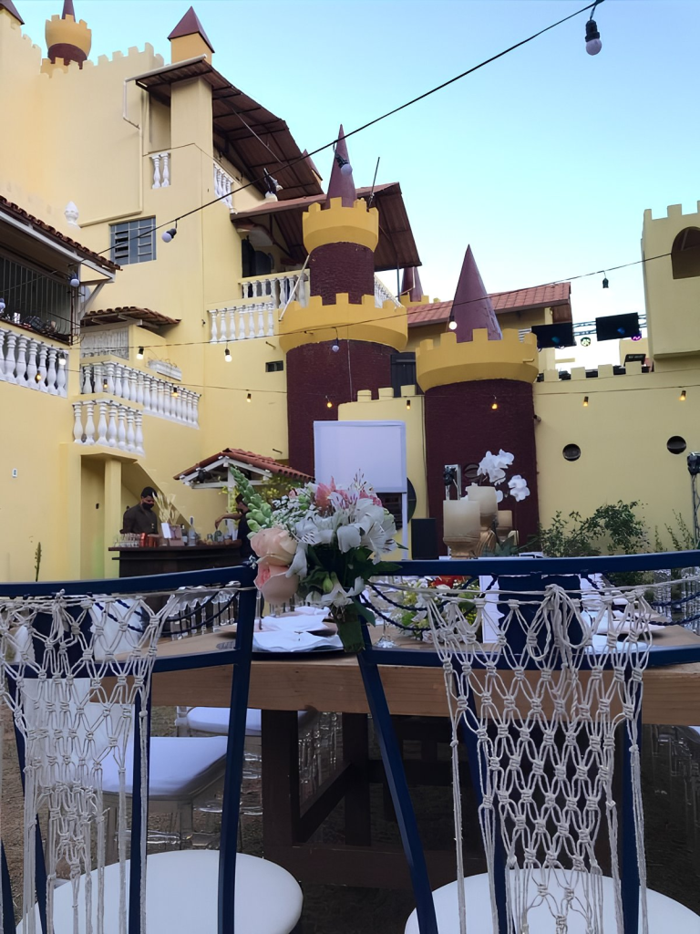 Castelinho Santa Bárbara é sonho realizado de família no Caparaó