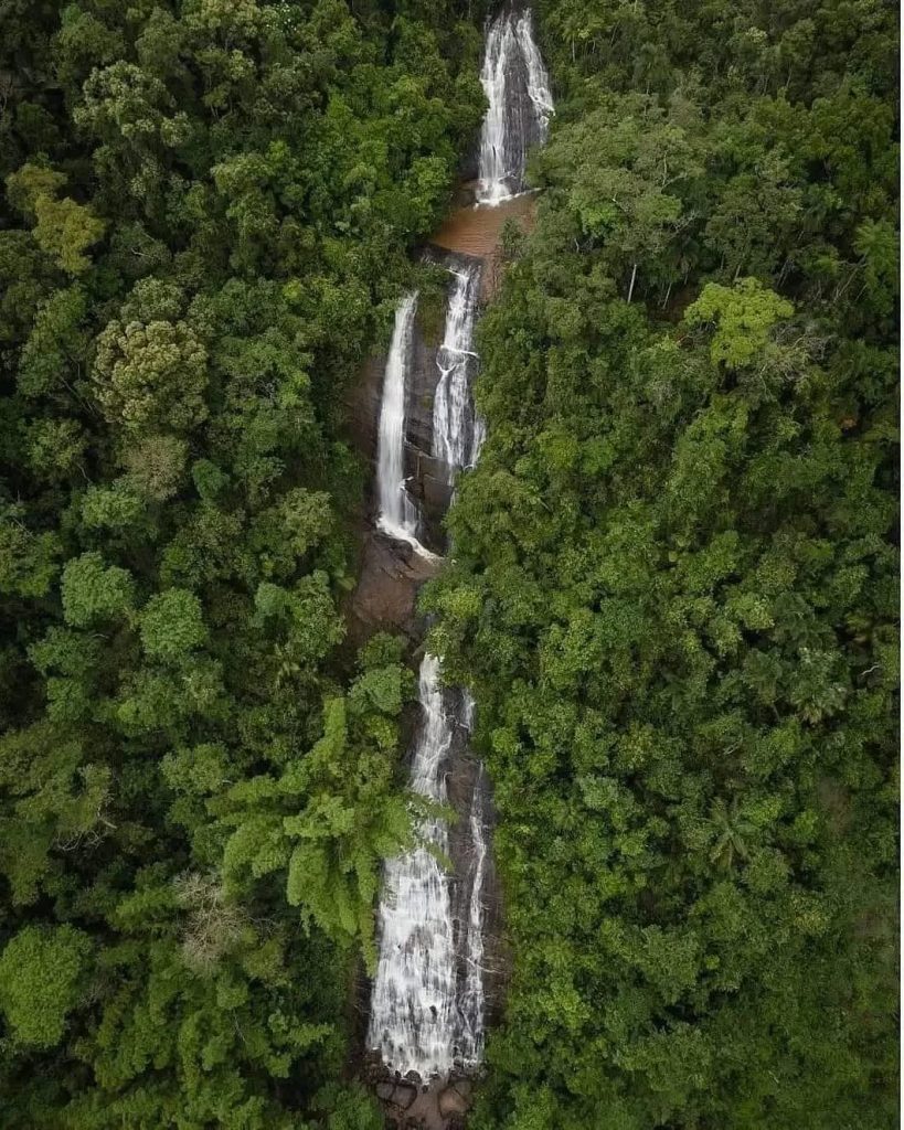 Cascata do Galo: queda d'água deslumbrante em Domingos Martins