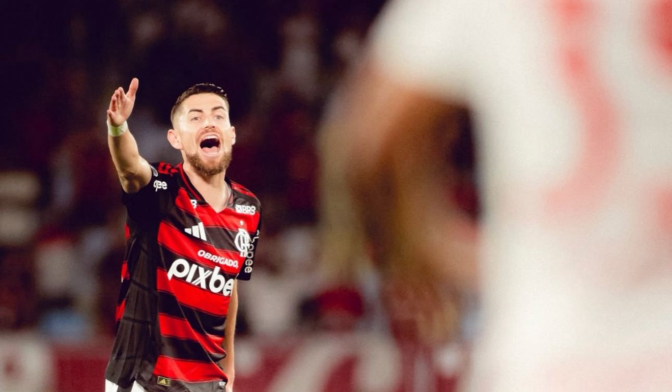 Flamengo conquista vitória crucial sobre o Internacional por 1 a 0 no Maracanã pela Libertadores. Time carioca leva vantagem para a partida em Porto Alegre. Foto: reprodução/Instagram/@flamengo