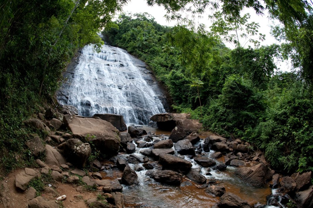 Cascata do Galo, em Domingos Martins. Foto: Sebrae/Divulgação