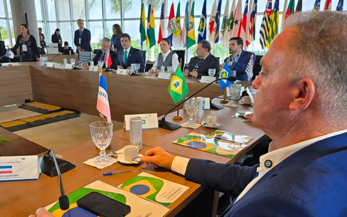 Renato Casagrande se reúne com outros governadores para tratar da COP30. Foto: Giovani Pagotto/Governo-ES