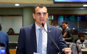 O deputado Alcântara Filho quer recolher assinaturas para abertura de CPI. Foto: Paula Ferreira/Ales