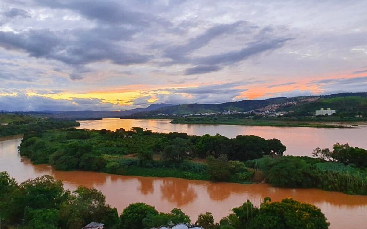 Rio Doce, em Colatina. Foto: Lucas Rizzo