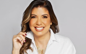 A oftalmologista, Rochelle Pagani.