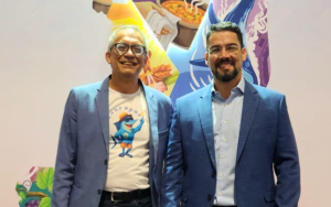 Secretário de Turismo de Guarapari, Otávio e o Secretário de Estado do Turismo, Victor Coelho. Foto: Prefeitura de Guarapari