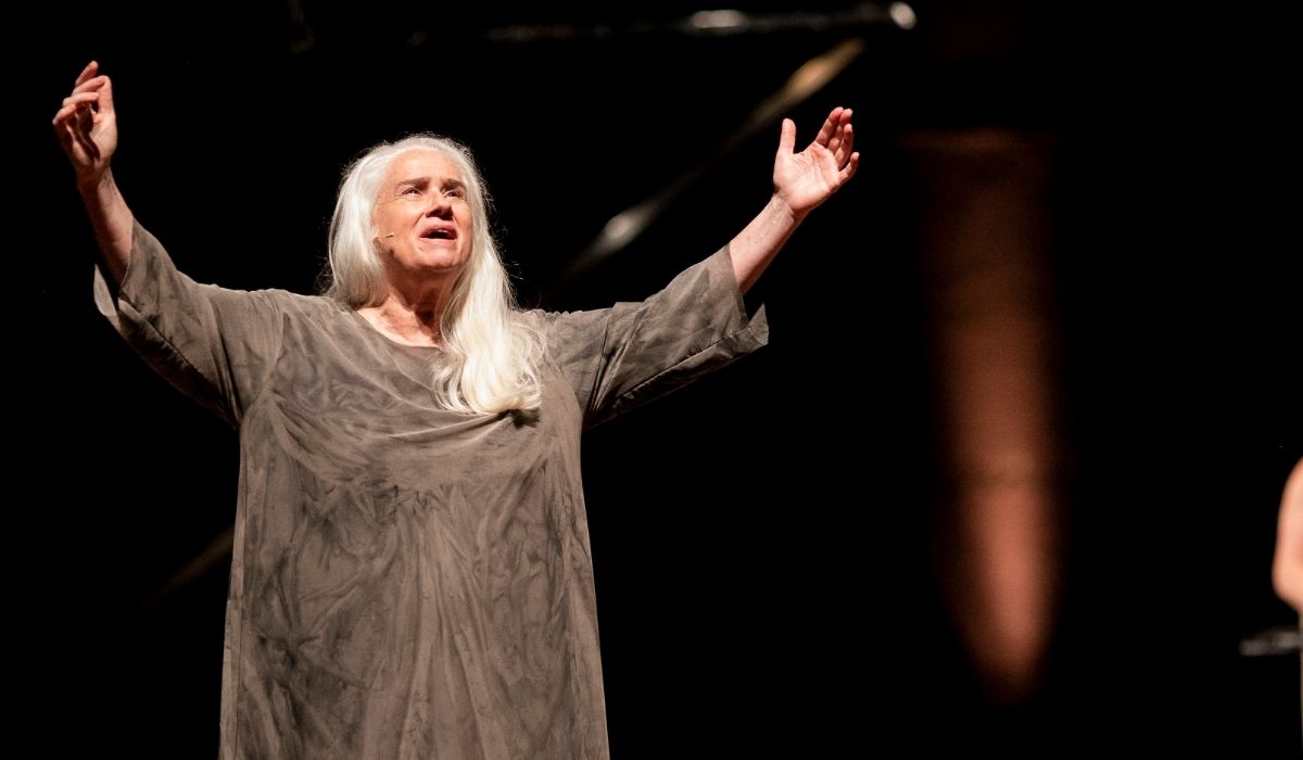 Espetáculo Ficções, com Vera Holtz, chega ao Espírito Santo. Foto Guga Melga
