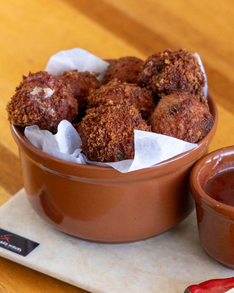 Bolinho de pernil. Foto: divulgação/ Boteco Colatina