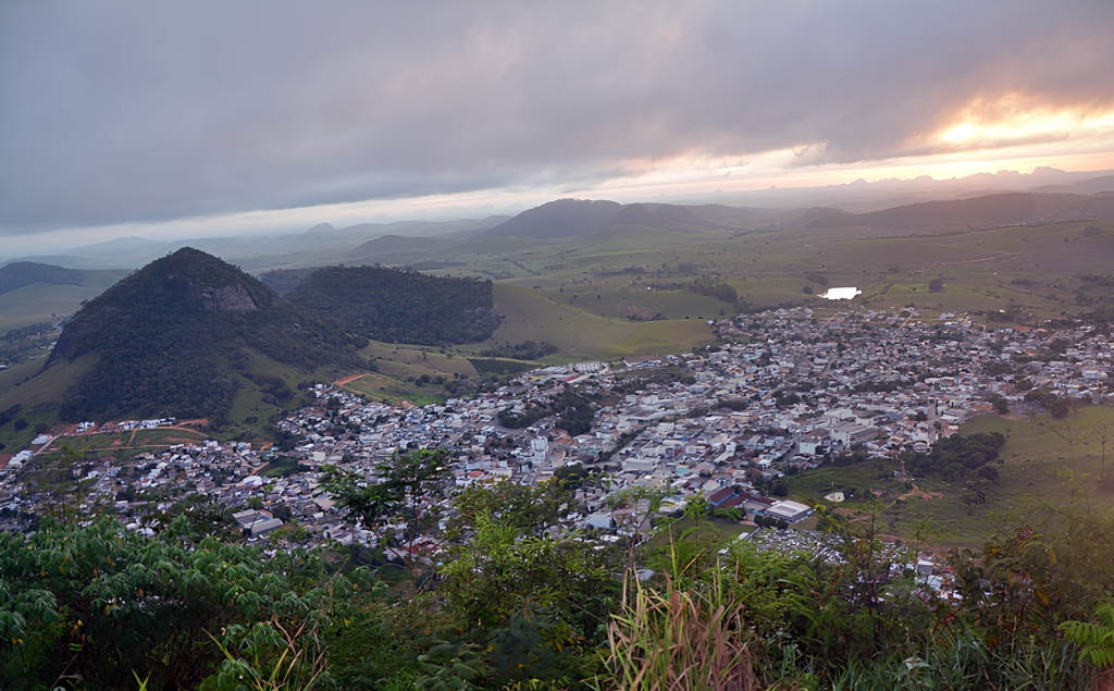 Monte Fujiyama é cartão-postal de Ecoporanga