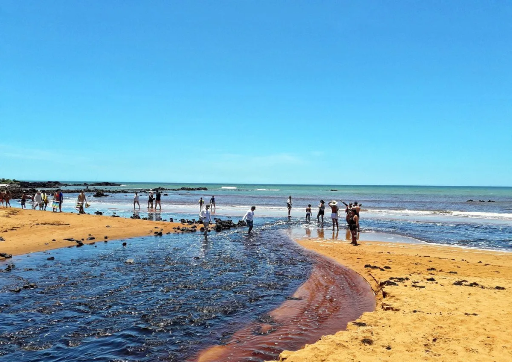 Praia do Rio Preto: refúgio tranquilo em Fundão