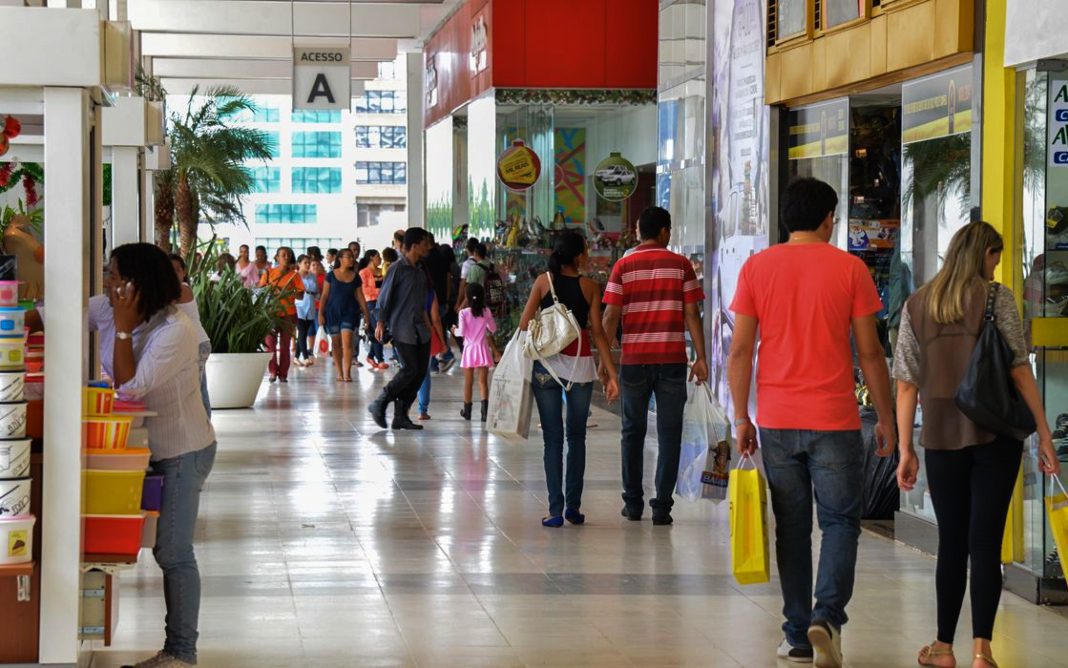 Pesquisa Abrasce revela que shoppings esperam alta de 2,2% nas vendas para o Dia dos Pais 2024, totalizando R$ 4,3 bilhões. Foto: reprodução