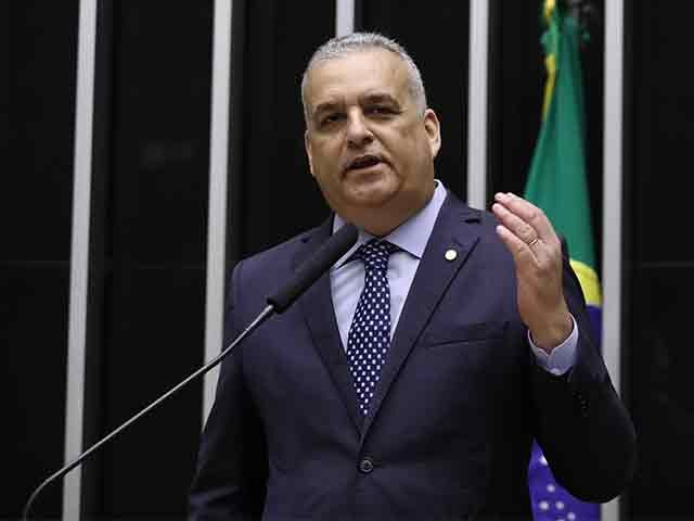 Tensão na CPMI do INSS: relator acusa 
