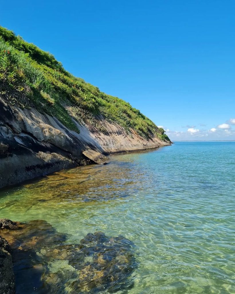Ilha dos Franceses: paraíso de águas cristalinas em Itapemirim