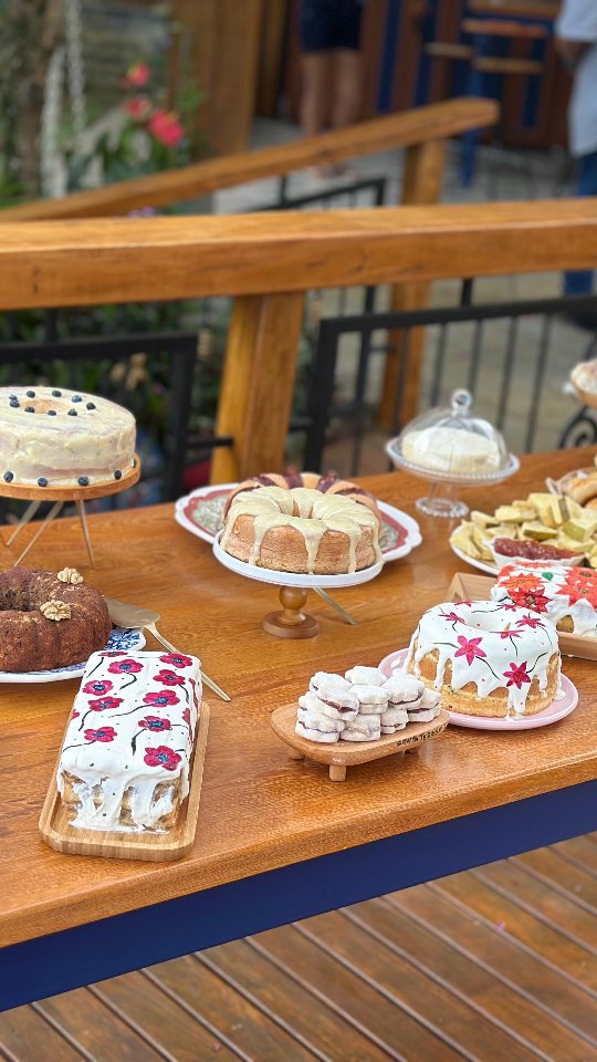 Campo de girassóis é parada certa para café em Ibiraçu Campo de girassóis é parada certa para café em Ibiraçu