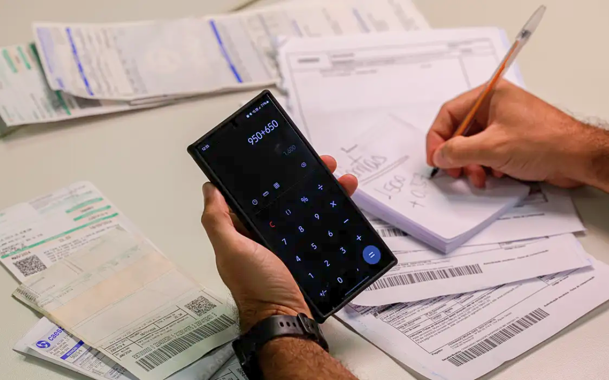 Em janeiro, começa a circular a nova nota fiscal e empresários devem ficar atento a impostos. Foto: Joédson Alves/Agência Brasil