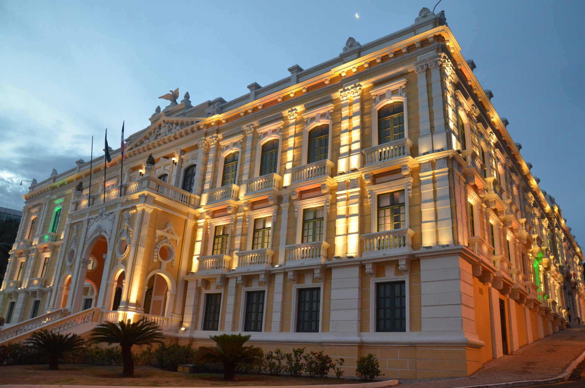 Lançado no Palácio Anchieta, fundo busca acelerar projetos de descarbonização na indústria e no setor energético capixaba.